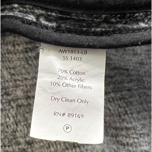 ATM ANTHONY THOMAS MELILLO
Tweed Pattern Warm Coat Size:Small - Picture 6 of 7